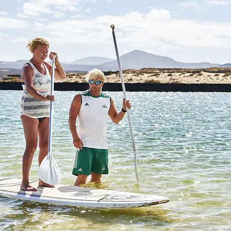 호텔 Club La Santa Sports Inclusive 3*