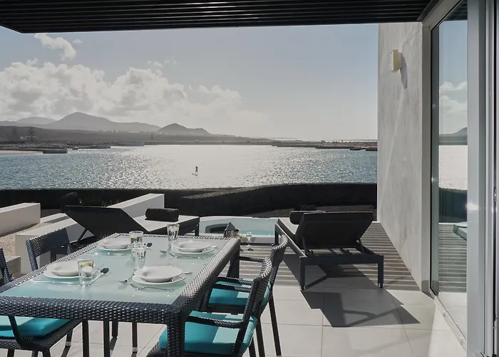 מלון Club La Santa Sports Inclusive 3*