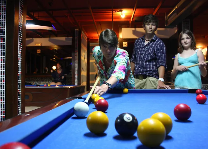 מלון Club La Santa Sports Inclusive 3*