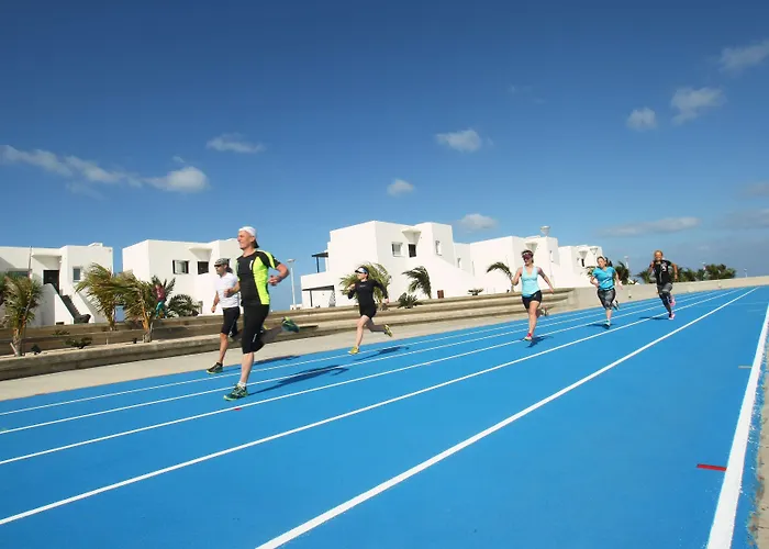 Club La Santa Sports Inclusive מלון טינאחו